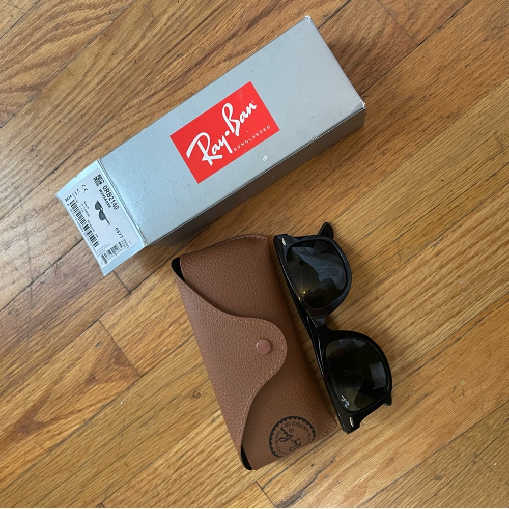 Ray Ban wayfarer